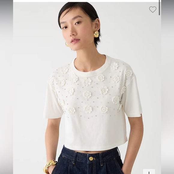 Cropped T-shirt with crochet floral appliqués - size M NWT - Picture 1 of 7